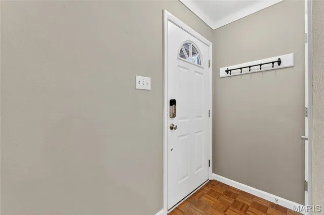 $284,900 | 6919 Marquette Avenue, St. Louis, MO 63139