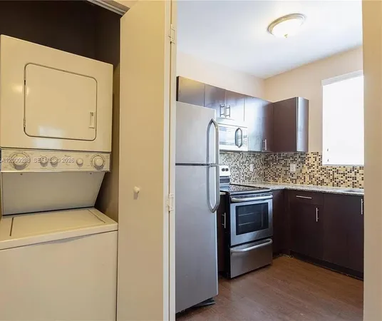 $1,925 | 5416 Northeast 1st Court, Unit 5, Miami, FL 33137