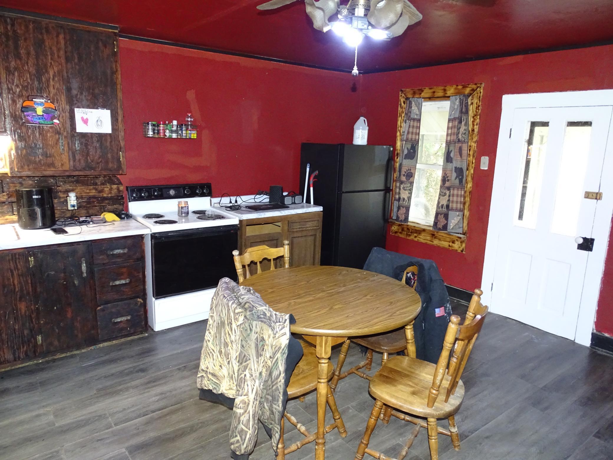 N320 North Main Street Nelson, WI 54756 - Photo 8 of 17