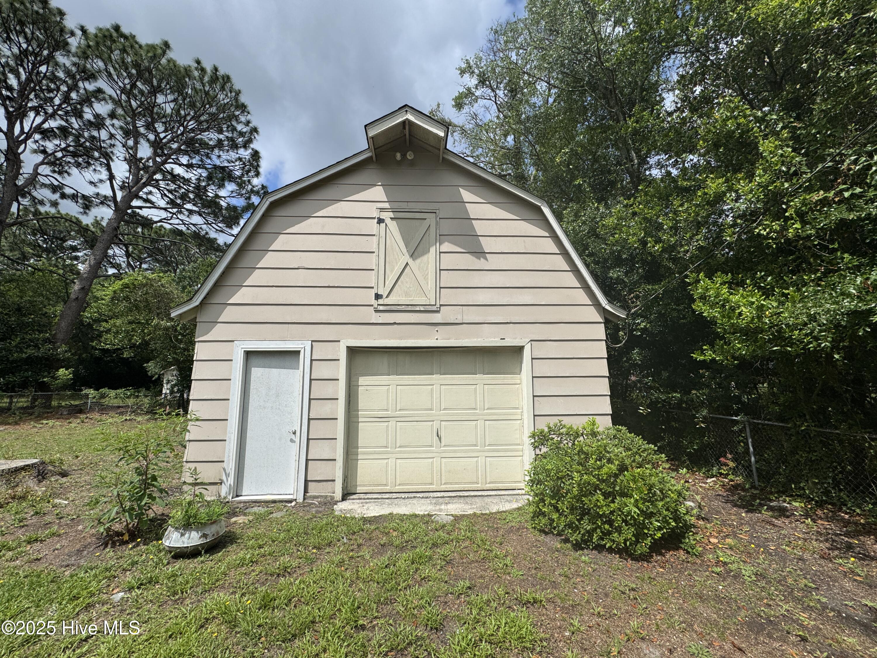 210 Spartan Road Wilmington, NC 28405 - Photo 16 of 27 IMG_9932