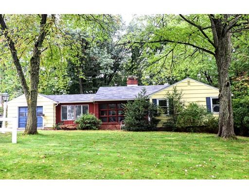 154 East Allen Ridge Road Springfield, MA 01118 - Photo 1 of 9 a front view of a house with garden