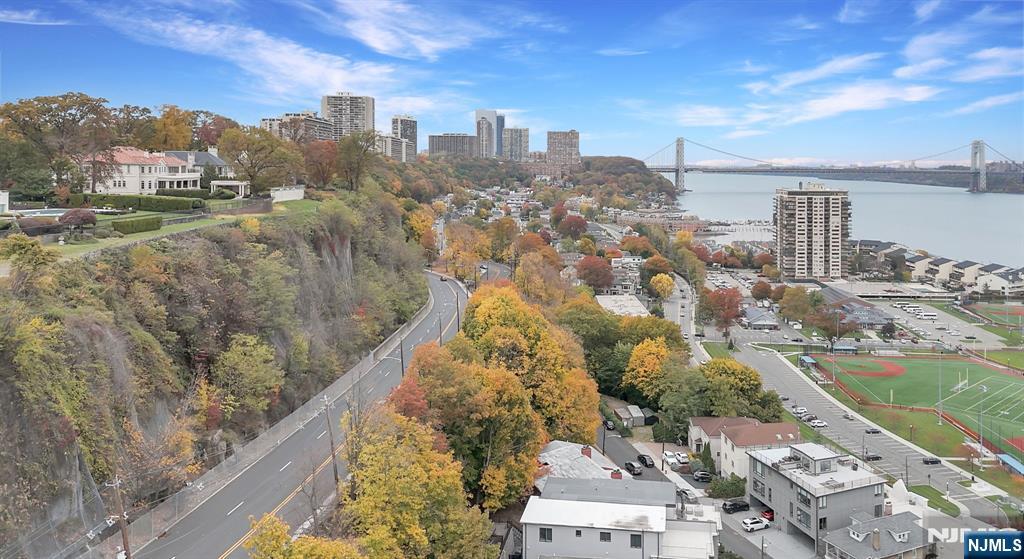 1106-1108 River Road Edgewater, NJ 07020 - Photo 18 of 19 a view of a city
