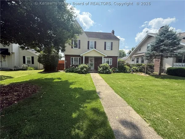 $359,000 | 3707 Virginia Avenue Southeast, Charleston, WV 25304