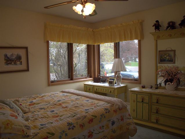 2437 Hutchinson Road Duluth, MN 55811 - Photo 9 of 15 Gallery Image 9