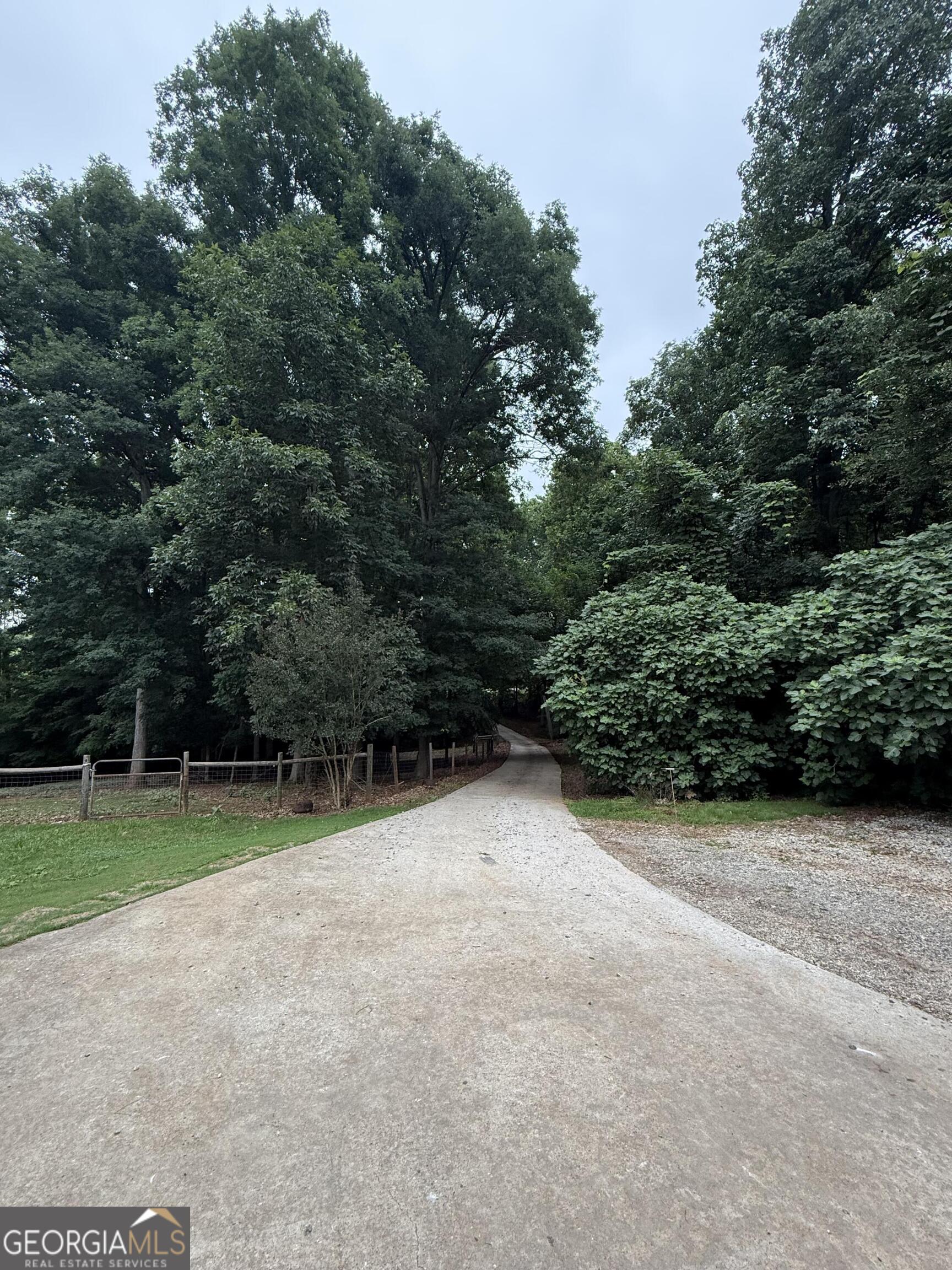 2526 Hancock Road Social Circle, GA 30025 - Photo 13 of 45