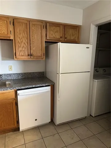 $1,200 | 4404 Lake Vista Drive, Unit B, Metairie, LA 70006