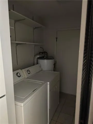 $1,300 | 4404 Lake Vista Drive, Unit B, Metairie, LA 70006