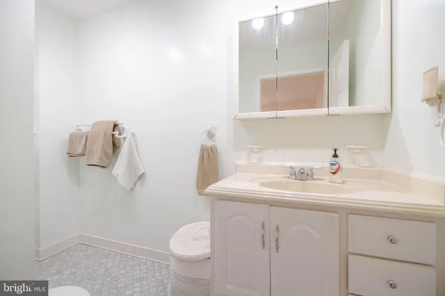 $350,000 | 8600 Saddler Road, Parkville, MD 21234