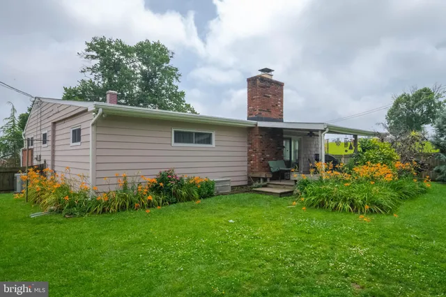 $350,000 | 8600 Saddler Road, Parkville, MD 21234