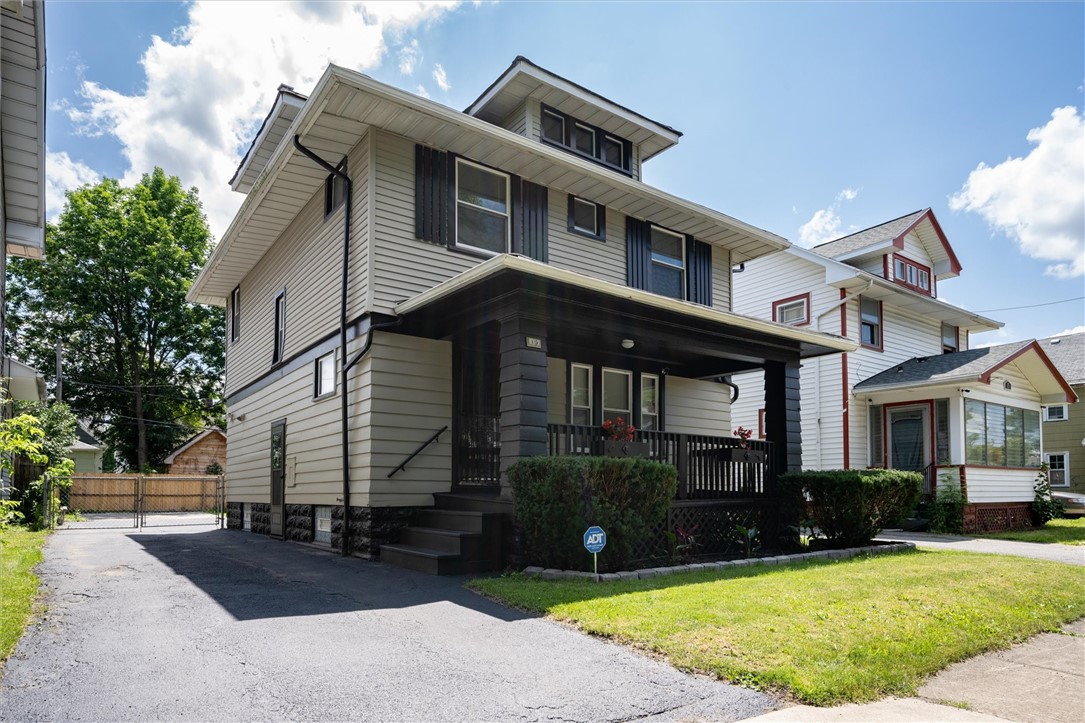 19 Northeast Avenue Rochester, NY 14621 - Photo 1 of 34