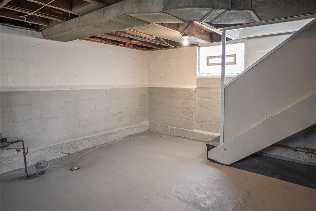 19 Northeast Avenue Rochester, NY 14621 - Photo 27 of 34