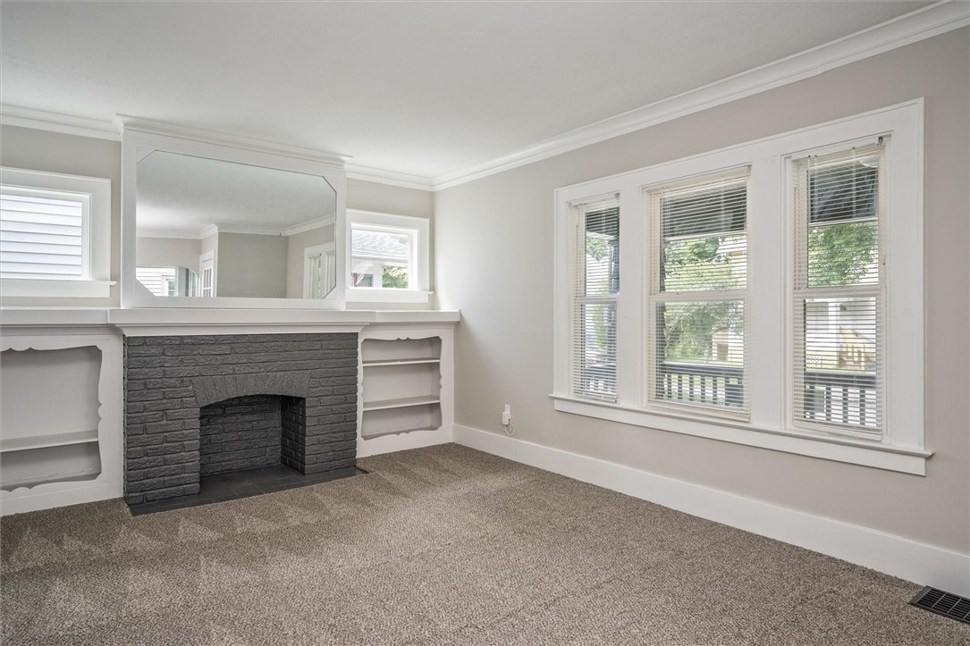 19 Northeast Avenue Rochester, NY 14621 - Photo 7 of 34