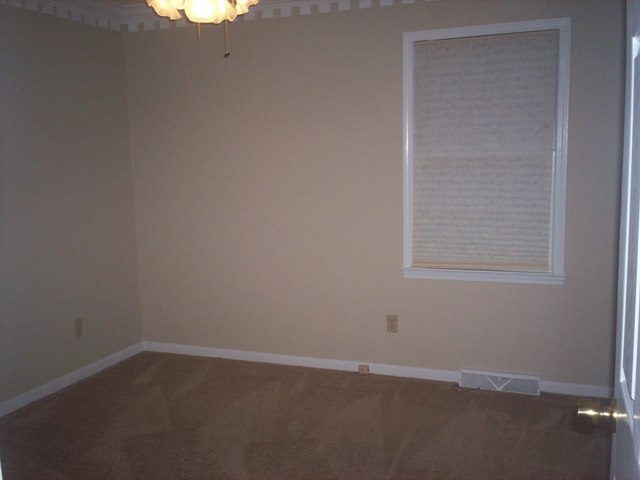 110 Forrest Drive Fountain Inn, SC 29644 - Photo 5 of 7 Gallery Image 5