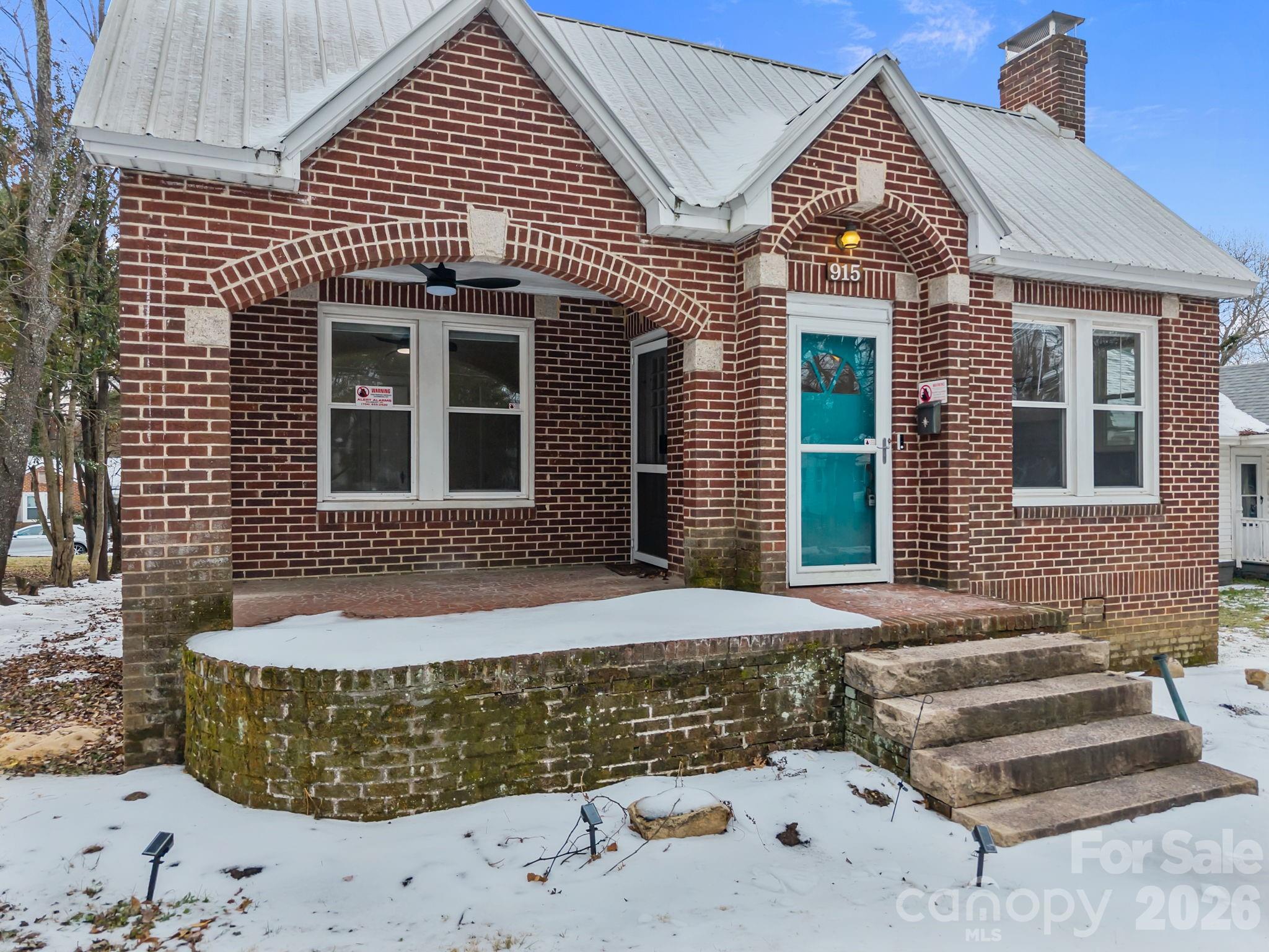 915 Lincolnton Road Salisbury, NC 28144 - Photo 2 of 40