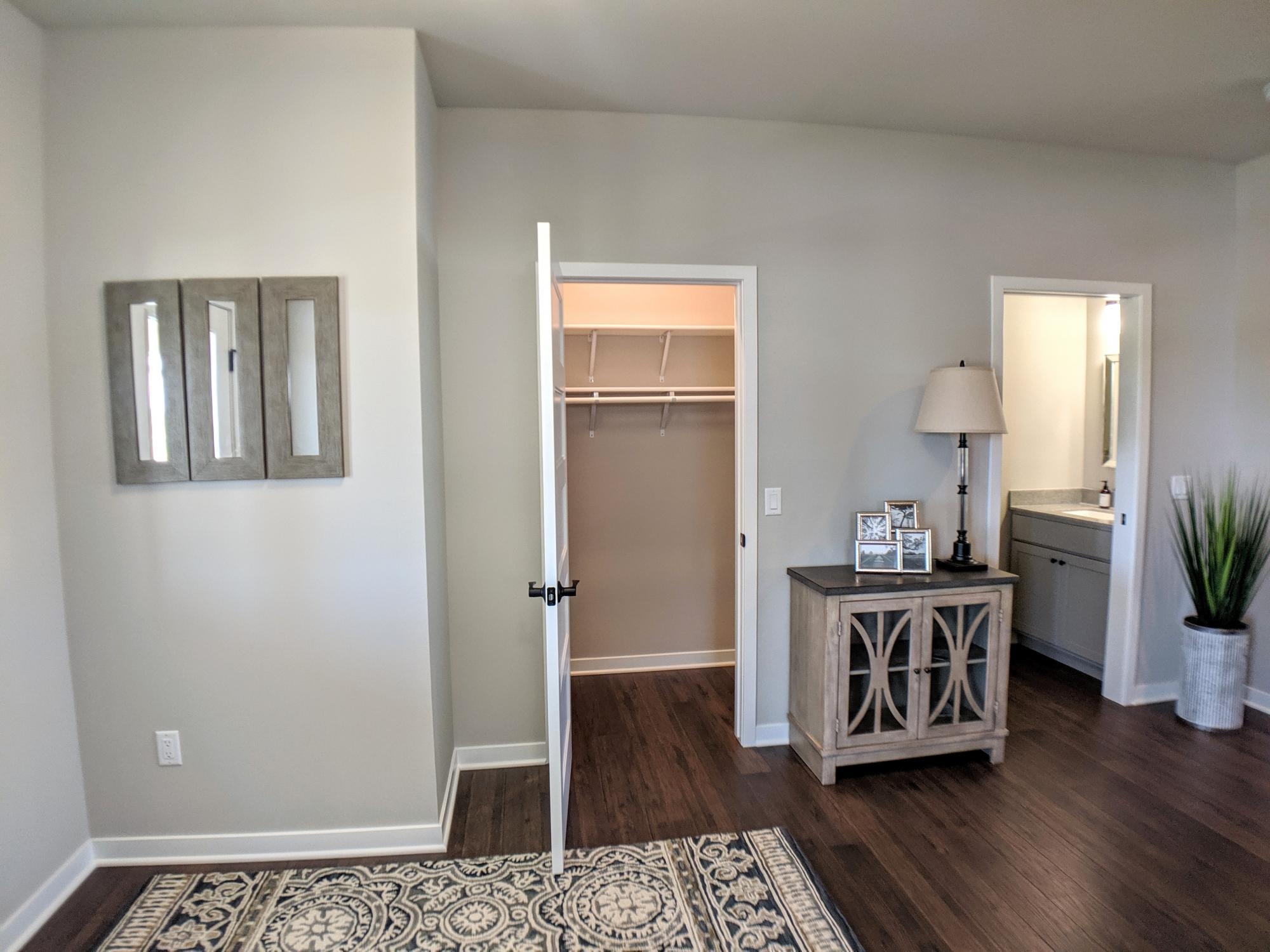 501 Spindrift Mount Horeb, WI 53572 - Photo 5 of 37