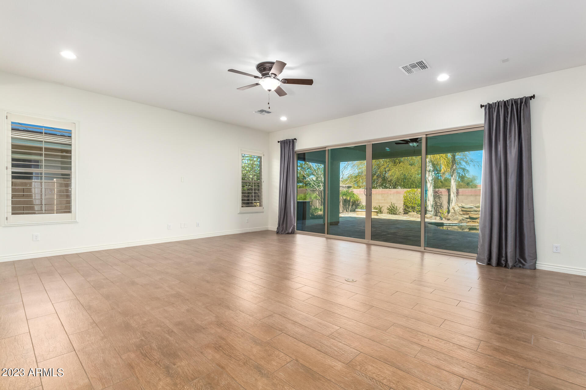 2266 East Saddlebrook Road Gilbert, AZ 85298 - Photo 12 of 54 0010-10 - Saddlebrook