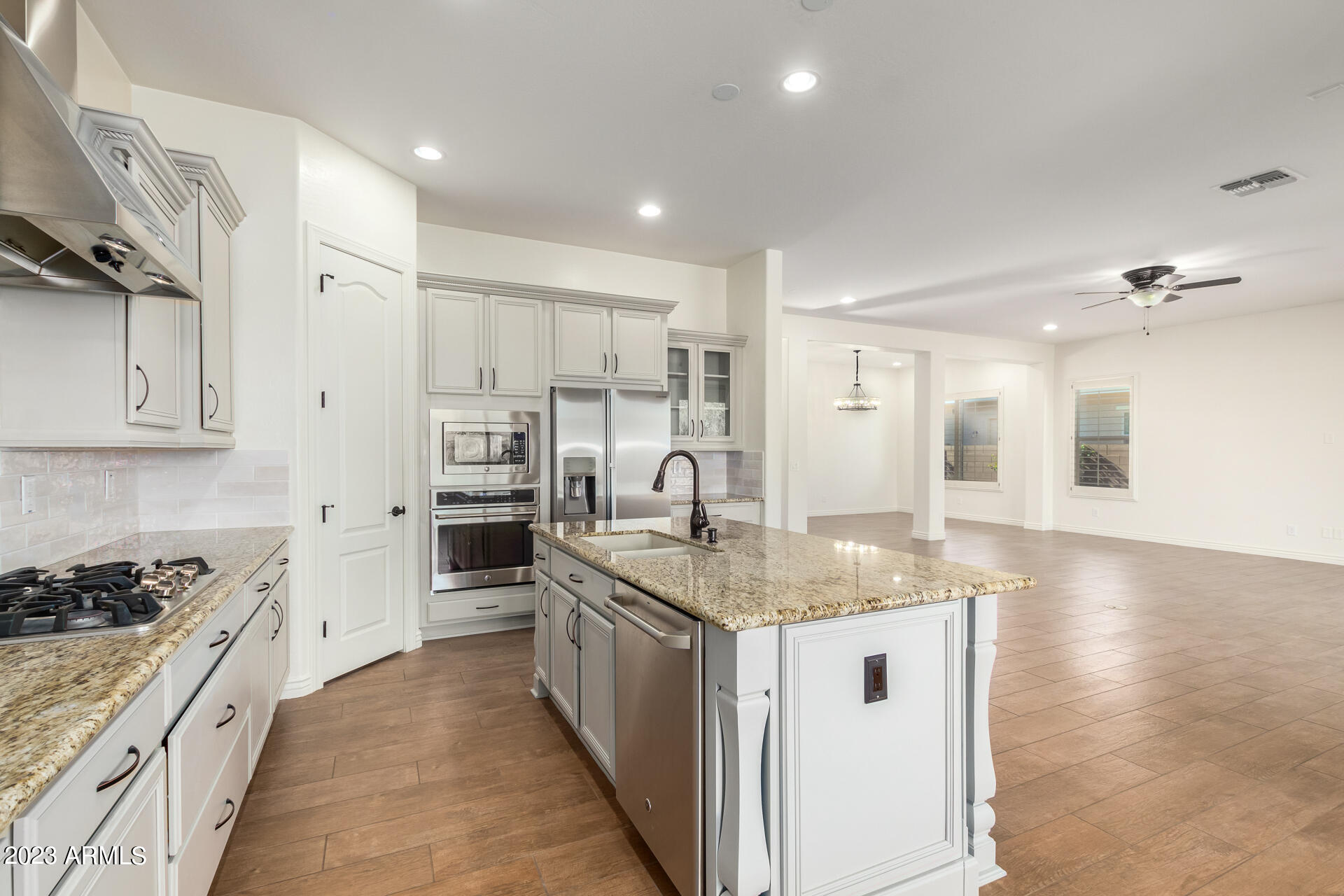 2266 East Saddlebrook Road Gilbert, AZ 85298 - Photo 17 of 54 0019-20 - Saddlebrook