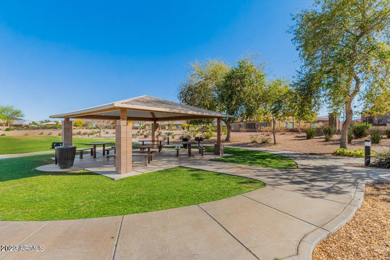 2266 East Saddlebrook Road Gilbert, AZ 85298 - Photo 51 of 54 20220319071007153781000000-o