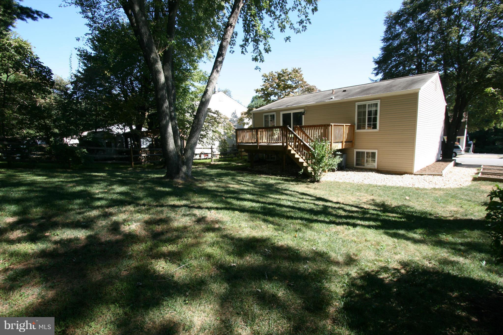 6116 Mantle Road Burke, VA 22015 - Photo 25 of 30 Wow! And it backs to a trail!