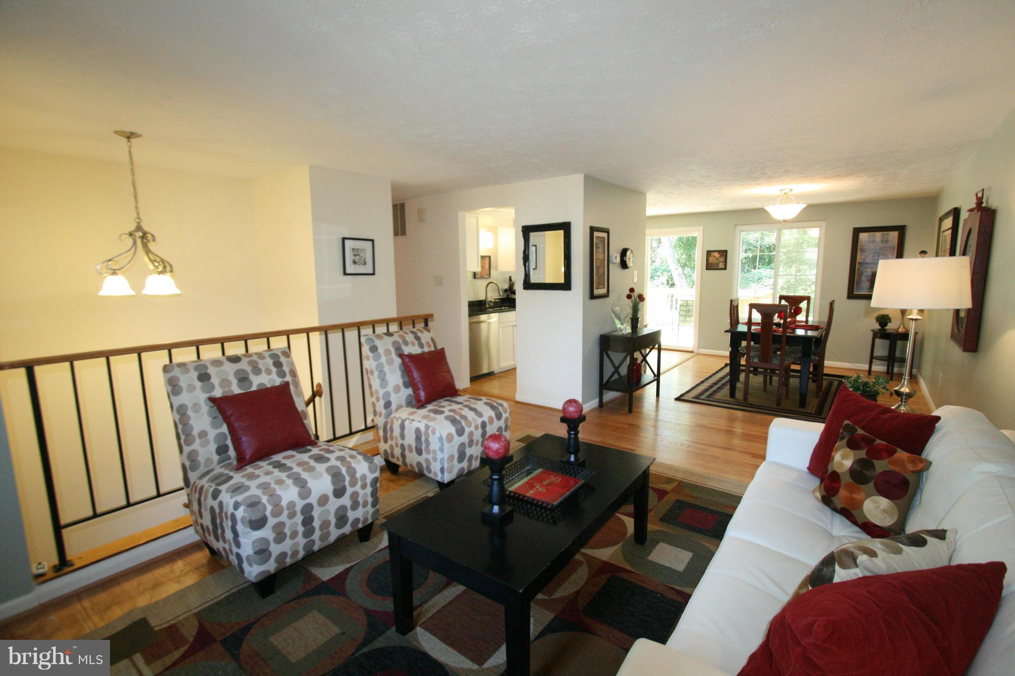 6116 Mantle Road Burke, VA 22015 - Photo 4 of 30 Fresh Paint!