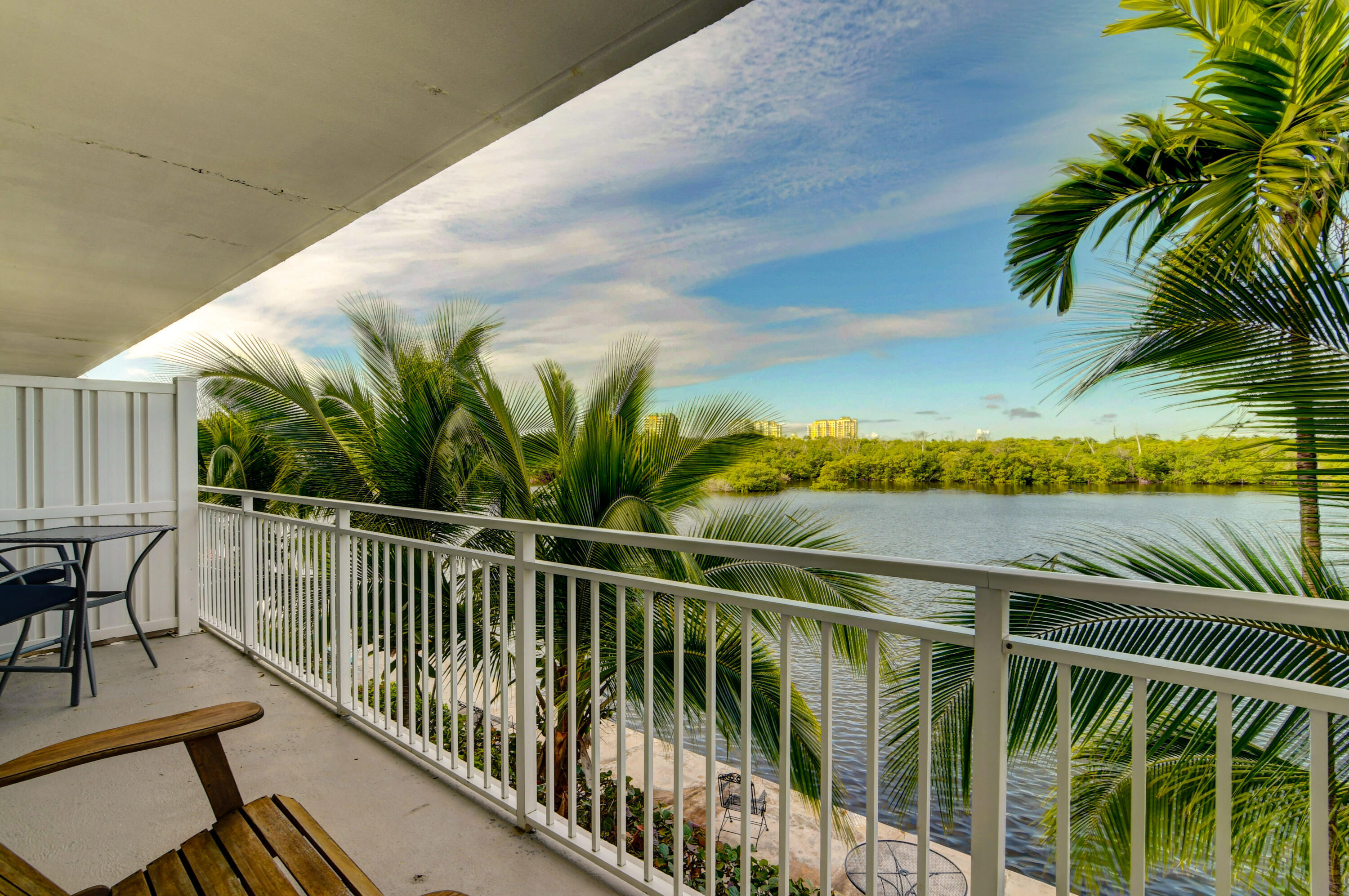 6520 North Ocean Boulevard, Unit 24 Ocean Ridge, FL 33435 - Photo 2 of 29 37_dsc_9464_5_6_7_8