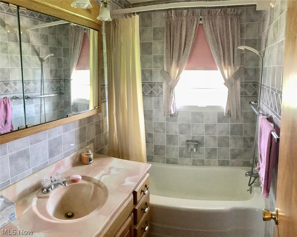 4036 Bark Road Northwest Waynesburg, OH 44688 - Photo 11 of 23 Gallery Image 11