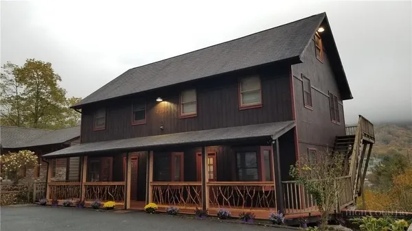 $875,000 | 2730 Tynecastle Highway, Banner Elk, NC 28604
