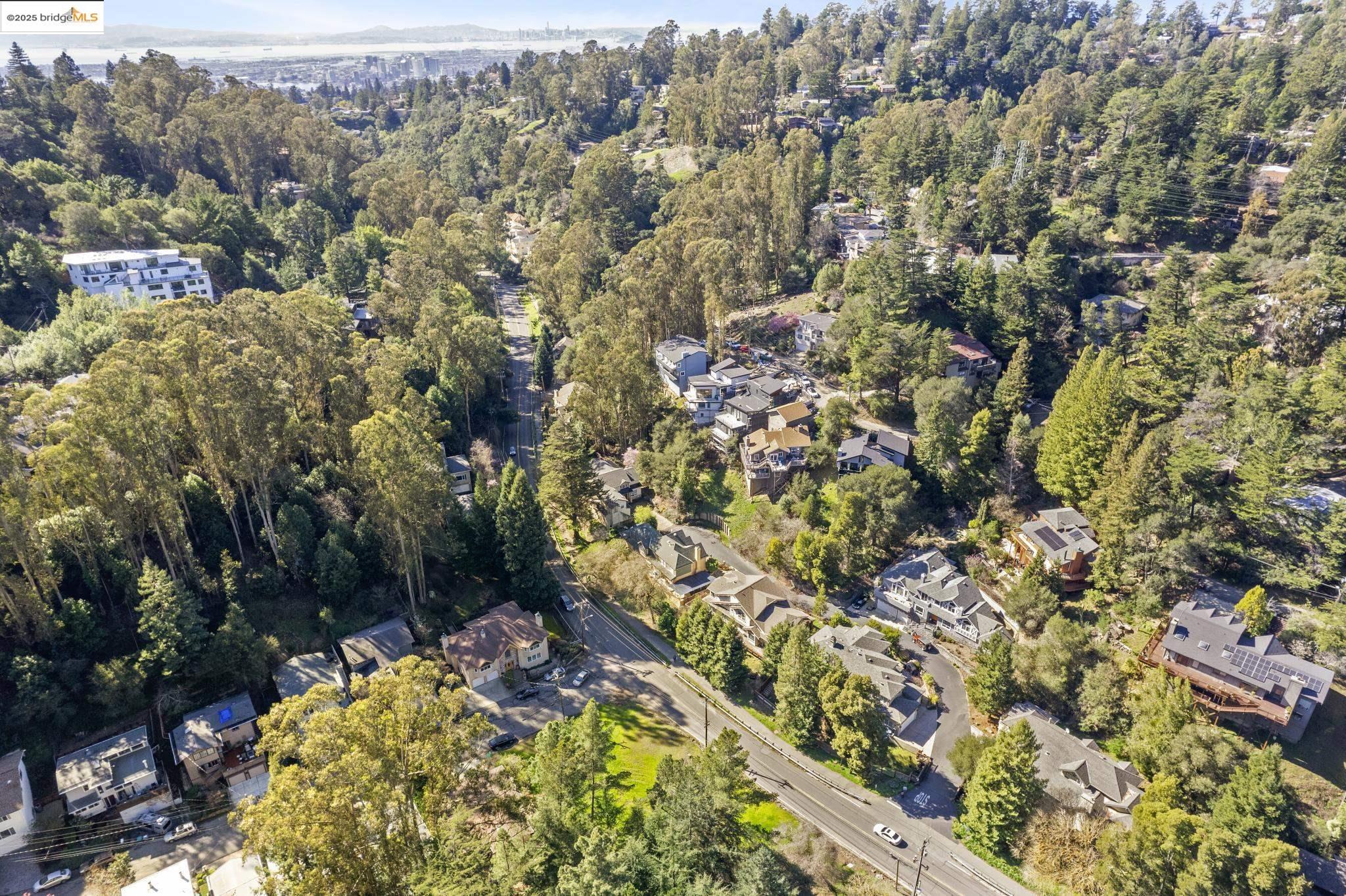 6658 Shepherd Canyon Road Oakland, CA 94611 - Photo 9 of 19 view of city