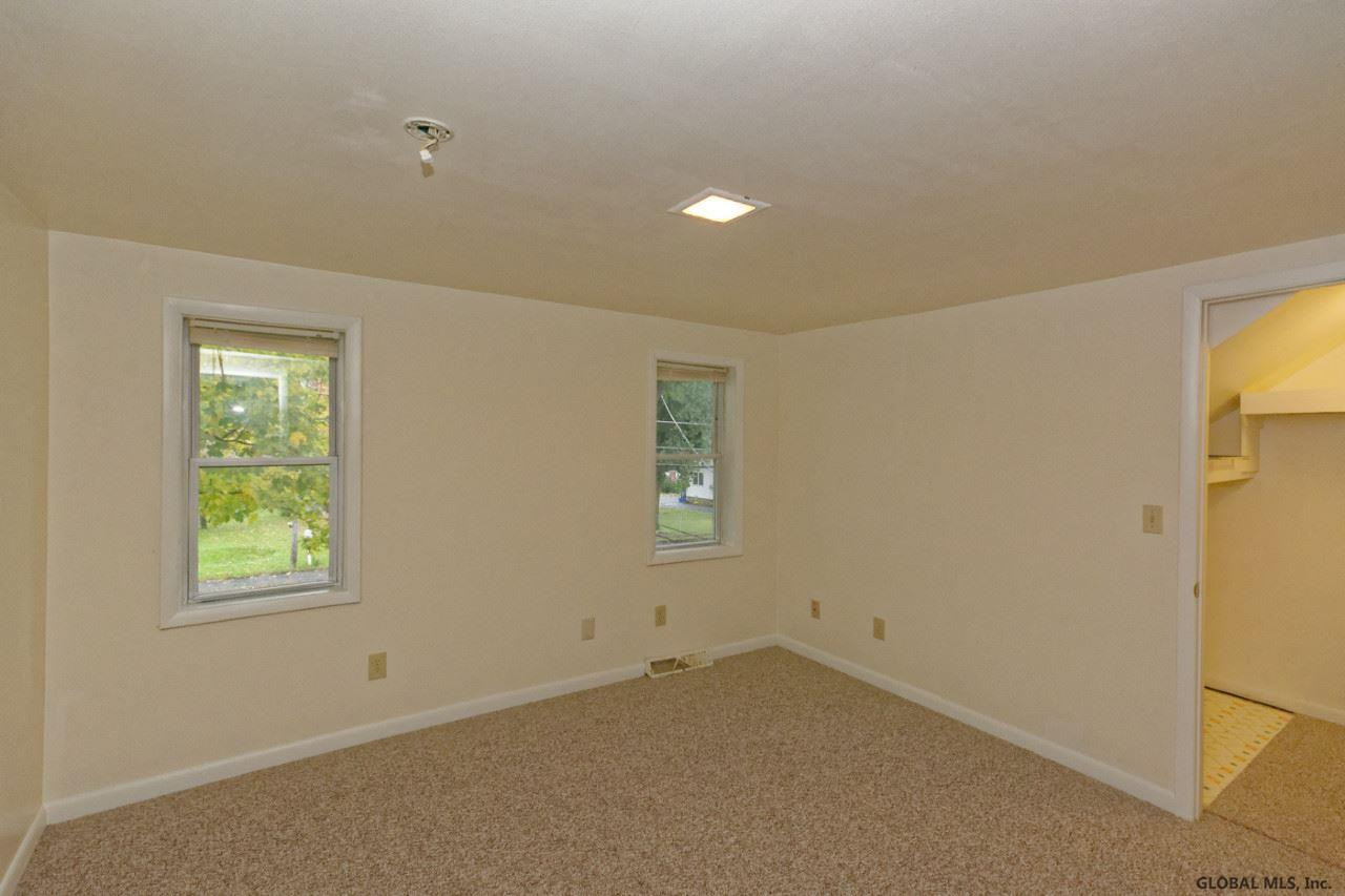 88 New Turnpike Road Troy, NY 12182 - Photo 13 of 40 Bedroom 1