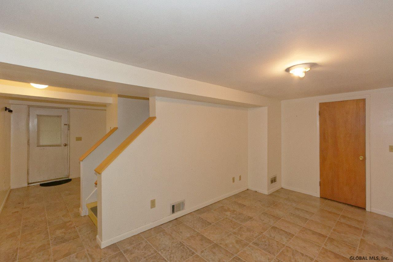 88 New Turnpike Road Troy, NY 12182 - Photo 16 of 40 Photo 16