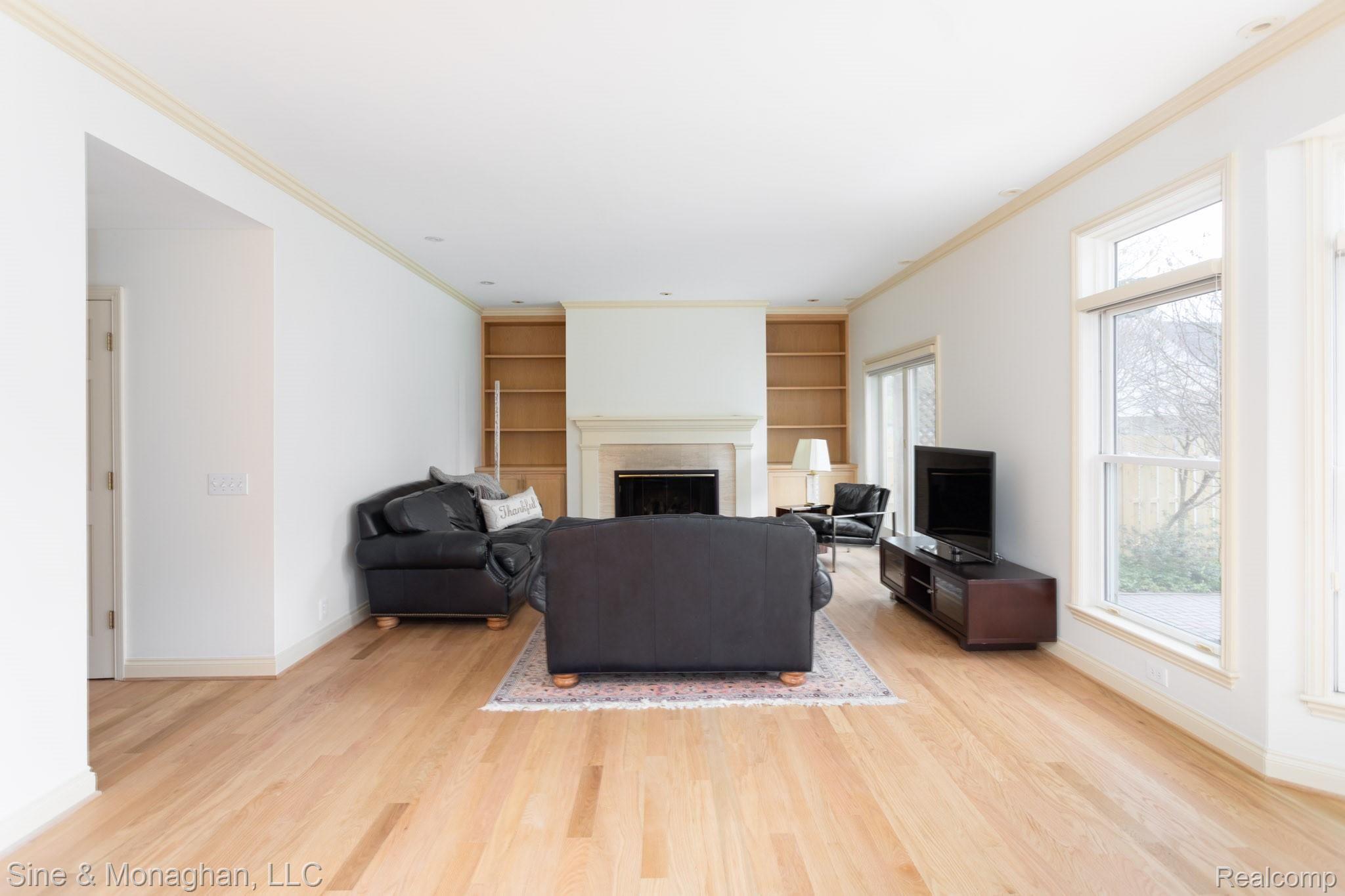 77 Muir Road Grosse Pointe, MI 48236 - Photo 11 of 43 14.jpg