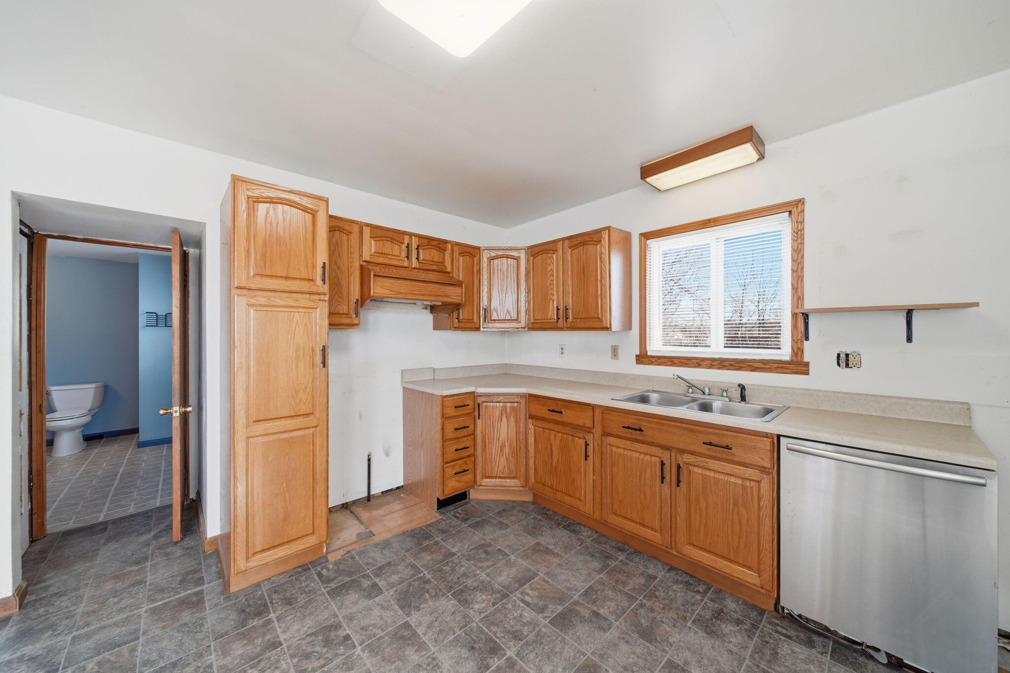 1025 Hamilton Street Jackson, MI 49202 - Photo 14 of 36 11-web-or-mls-DSC02111