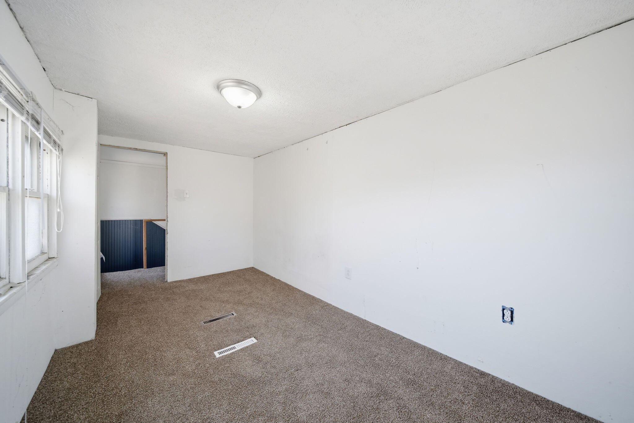 1025 Hamilton Street Jackson, MI 49202 - Photo 22 of 36 19-web-or-mls-DSC02156