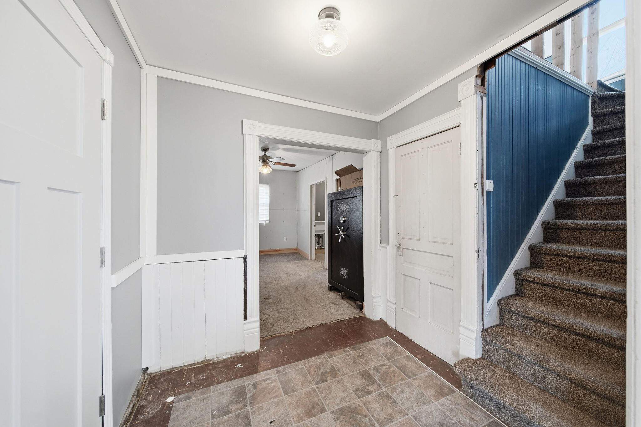 1025 Hamilton Street Jackson, MI 49202 - Photo 8 of 36 5-web-or-mls-DSC02060