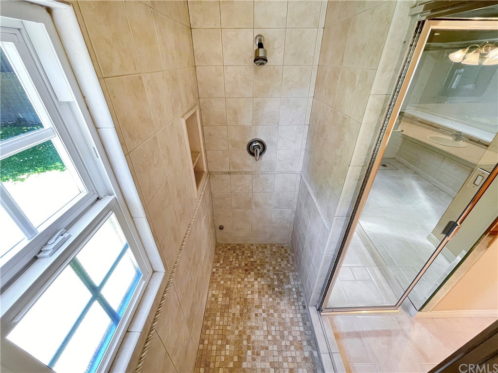 601 North Valley Street Burbank, CA 91505 - Photo 22 of 32