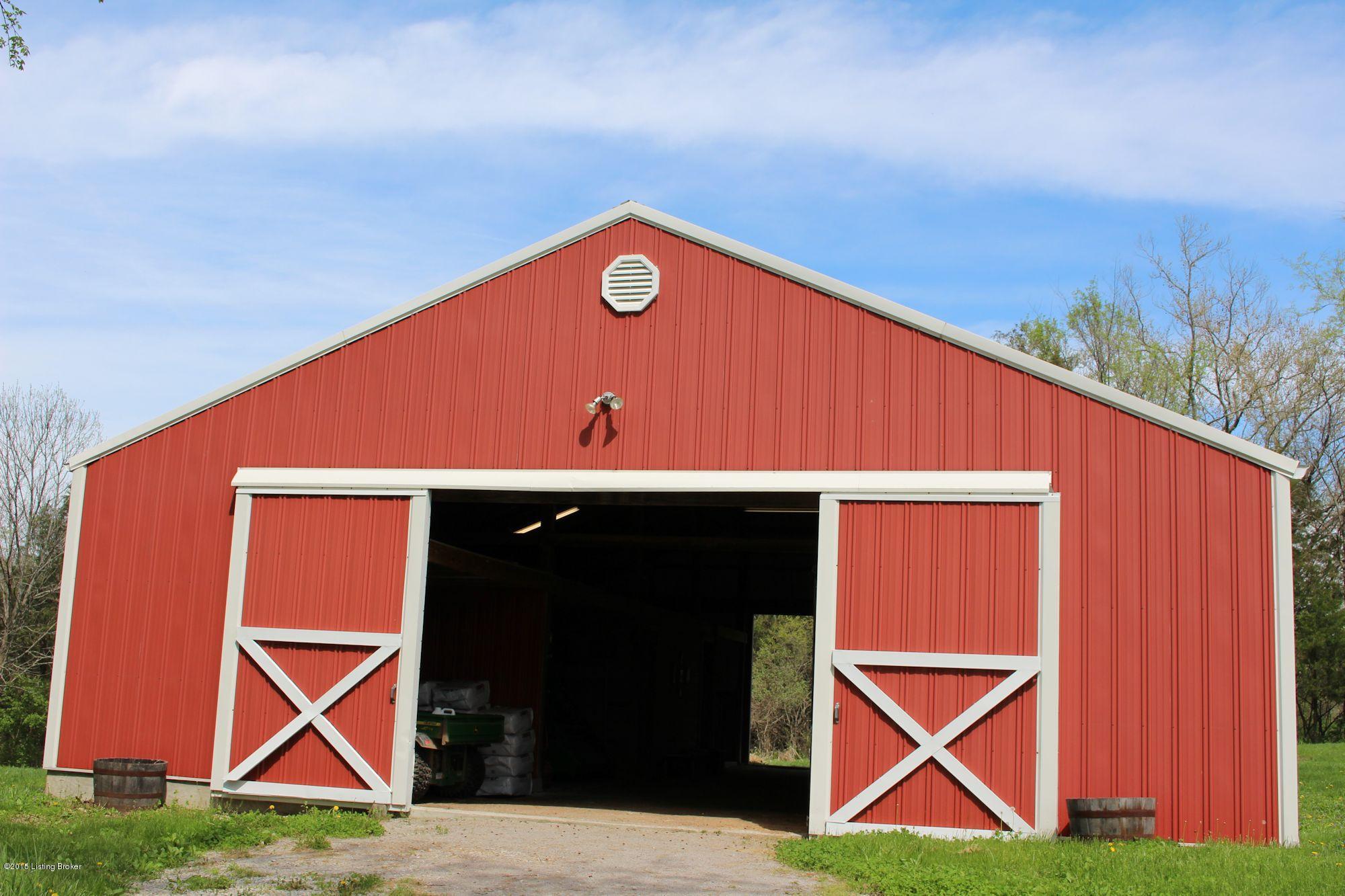 15601 Deer Run Road Louisville, KY 40299 - Photo 41 of 51 barn