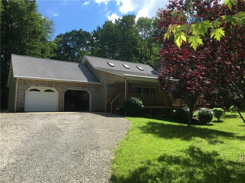 63 Walter Rd Grove Grove City, PA 16127 - Photo 2 of 25