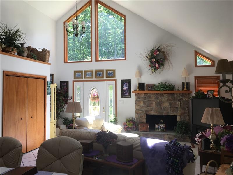 63 Walter Rd Grove Grove City, PA 16127 - Photo 11 of 25