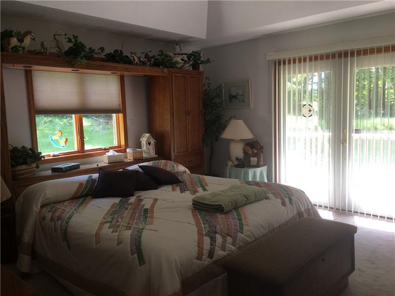 63 Walter Rd Grove Grove City, PA 16127 - Photo 13 of 25