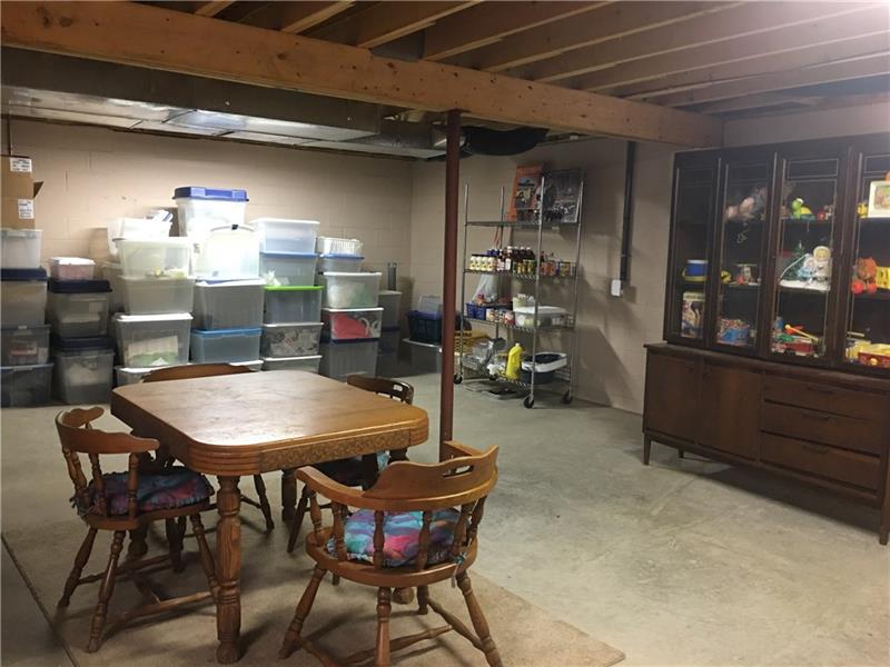 63 Walter Rd Grove Grove City, PA 16127 - Photo 18 of 25