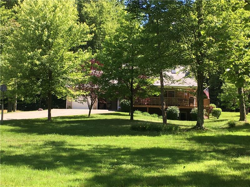 63 Walter Rd Grove Grove City, PA 16127 - Photo 3 of 25