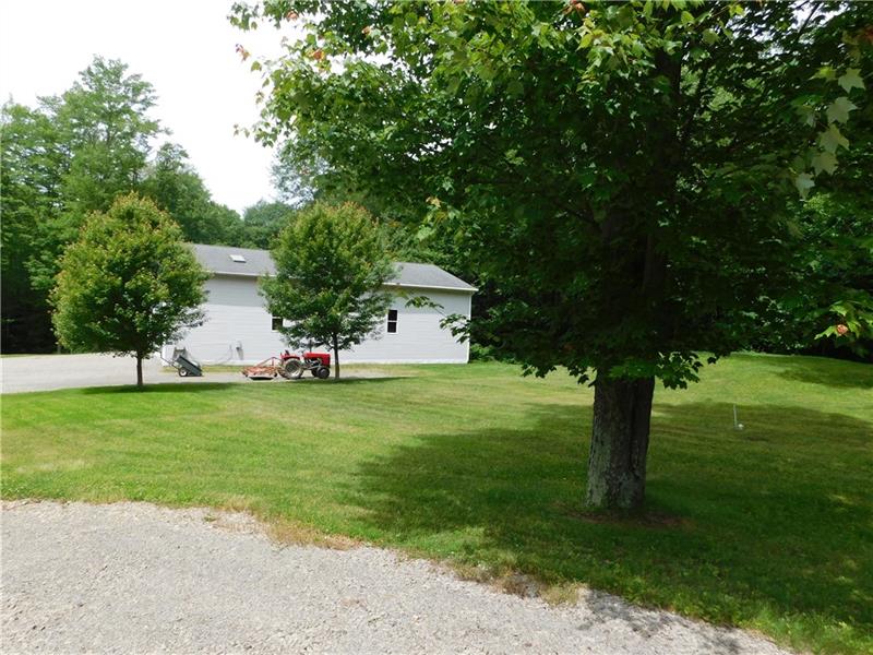 63 Walter Rd Grove Grove City, PA 16127 - Photo 24 of 25