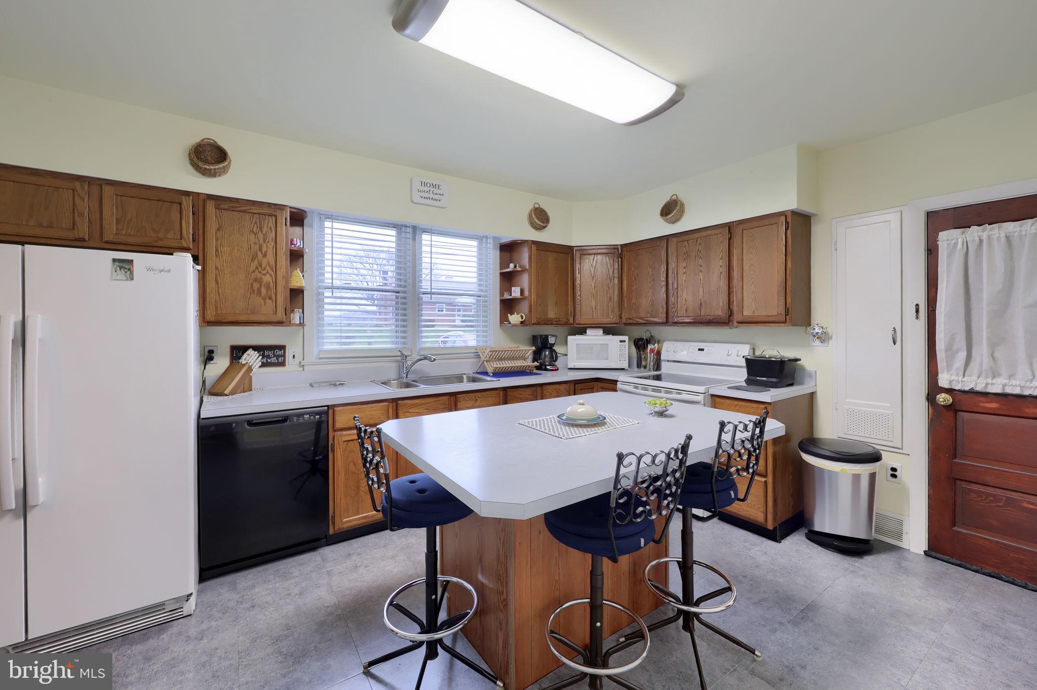 3020 Tunnel Hill Road Lebanon, PA 17046 - Photo 7 of 60