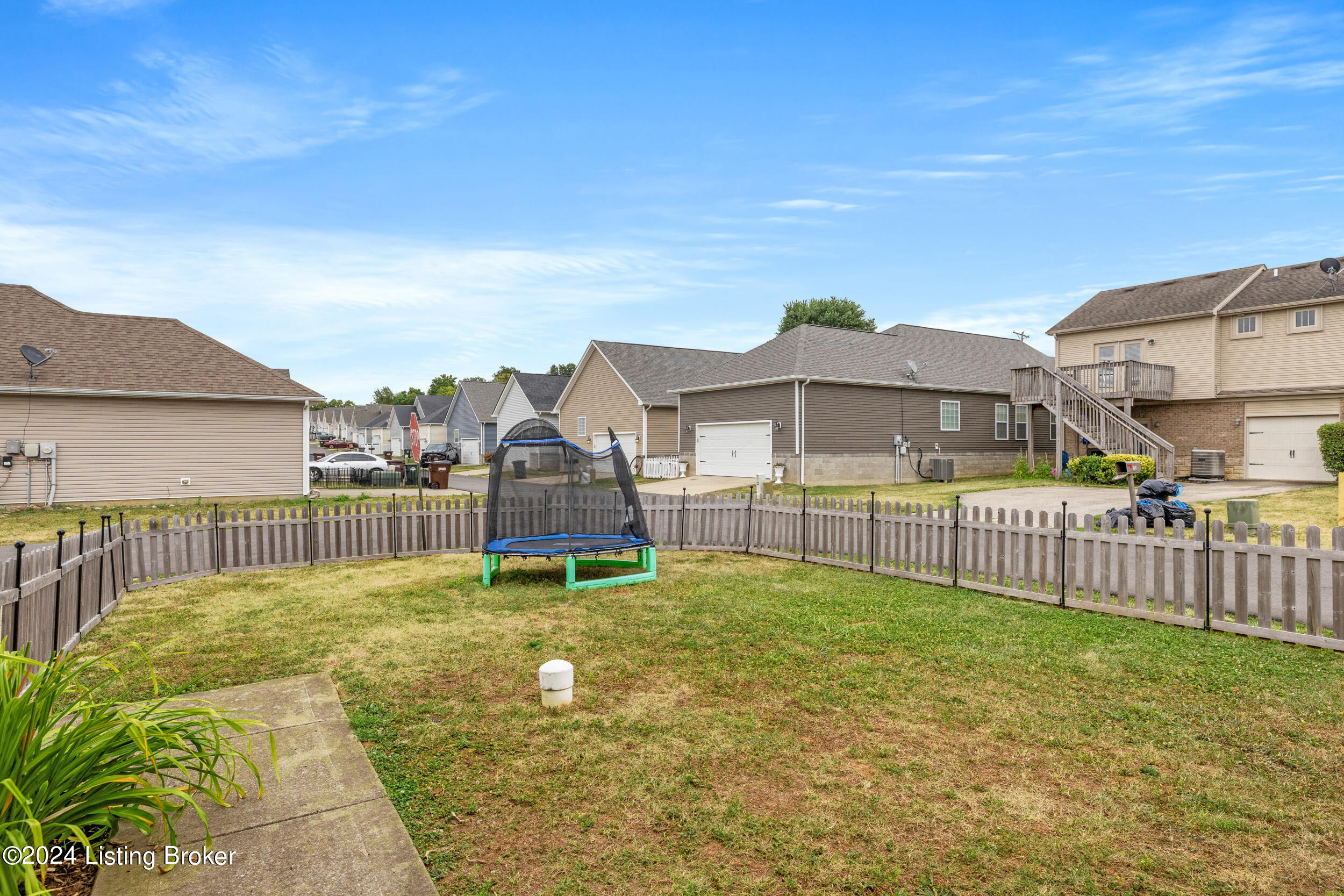 112 Chinoe Road Versailles, KY 40383 - Photo 22 of 22 Yard