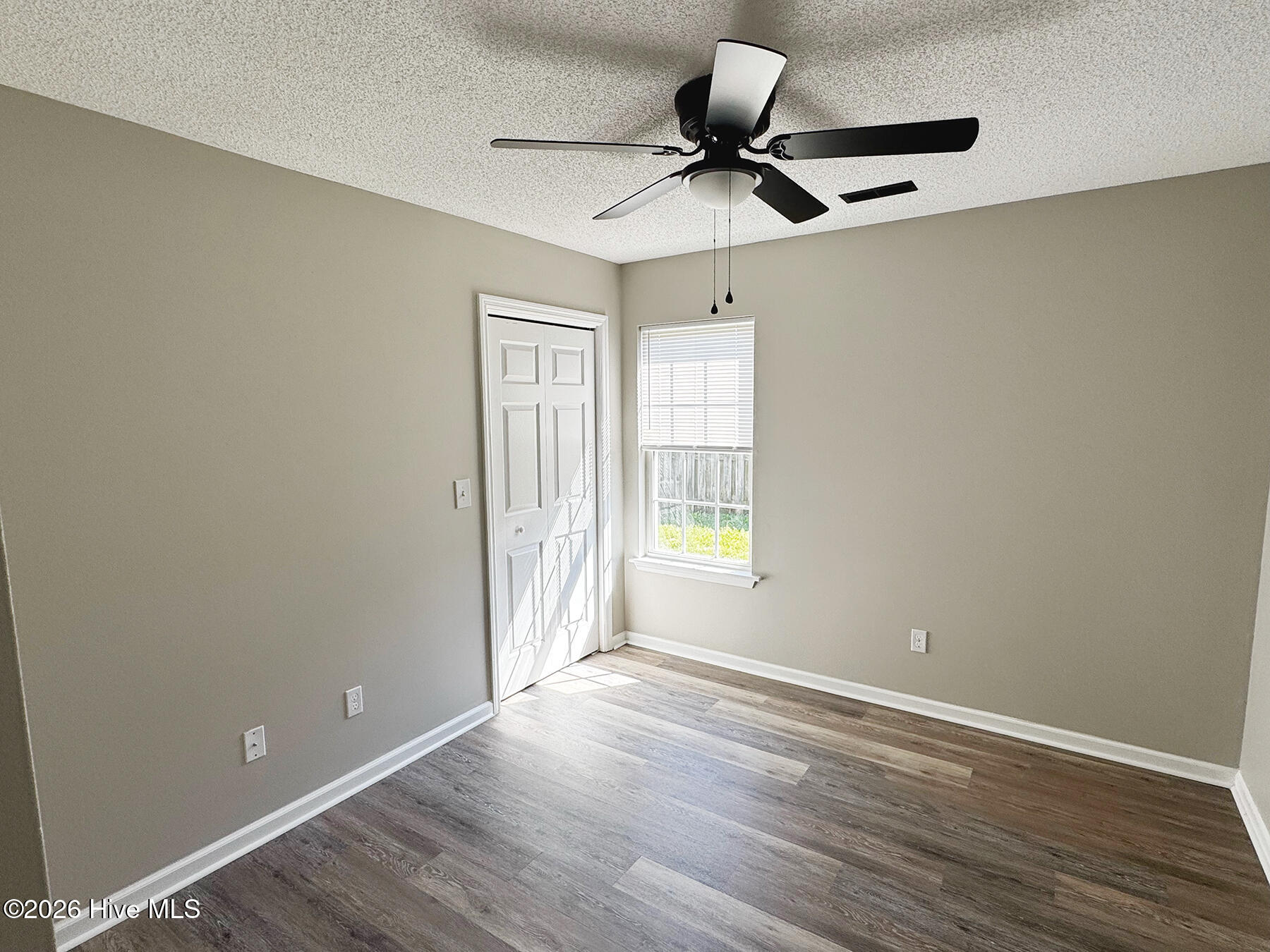 809 Tisbury Lane Wilmington, NC 28412 - Photo 7 of 10 809Tisbury7lg