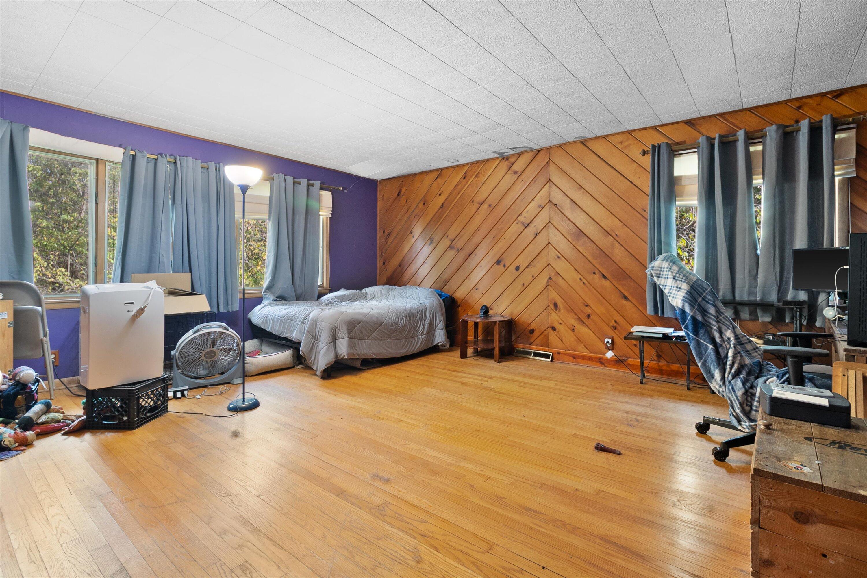 W351-s10308 W351-s10308 Tuohy Road Eagle, WI 53119 - Photo 5 of 24 Bedroom