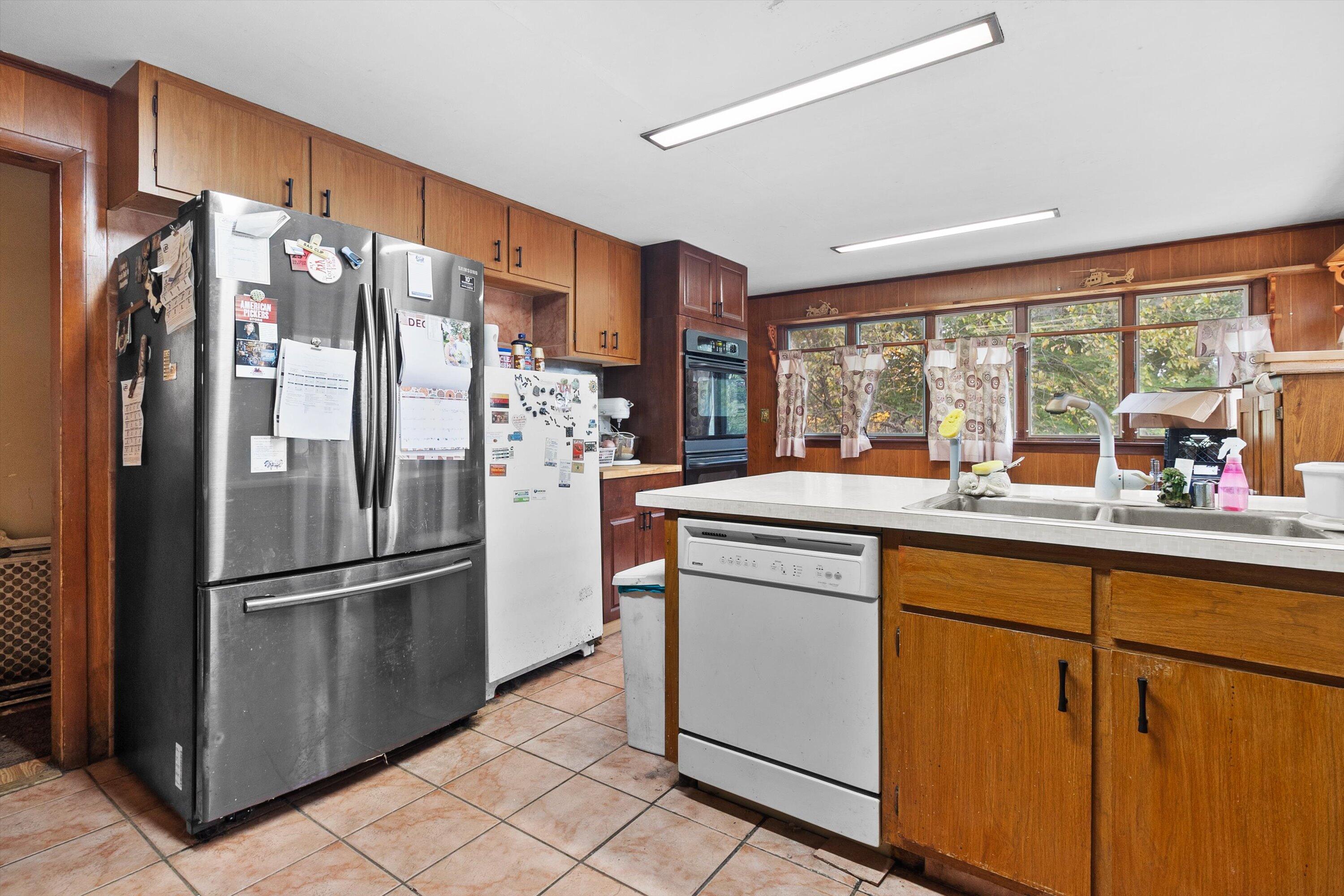 W351-s10308 W351-s10308 Tuohy Road Eagle, WI 53119 - Photo 6 of 26 Kitchen
