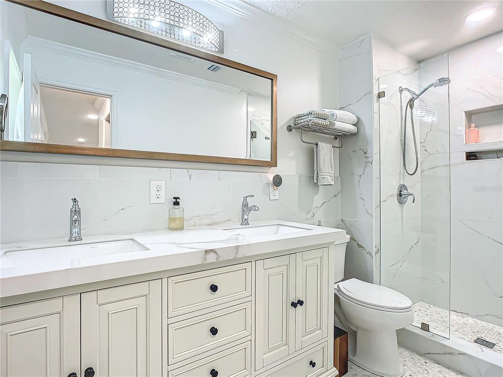 544 Stone Island Road Deltona, FL 32725 - Photo 23 of 66 master bath