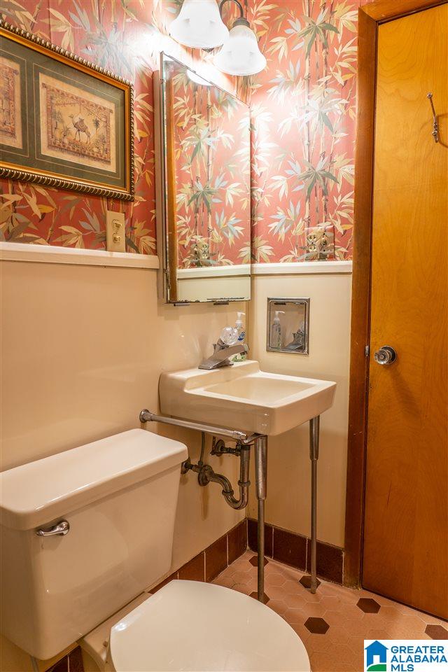 411 4th Avenue Oneonta, AL 35121 - Photo 28 of 44