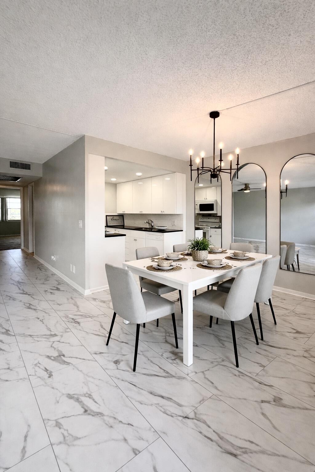 3085 Cornwall East Boca Raton, FL 33434 - Photo 4 of 14 Dinning Room - Virtually Staged